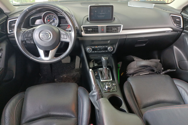 马自达3 昂克赛拉 2014款 两厢 2.0L 自动旗舰型中控内饰7002