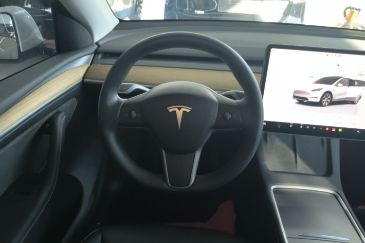 特斯拉 Model Y 2022款 改款 长续航全轮驱动版局部细节13