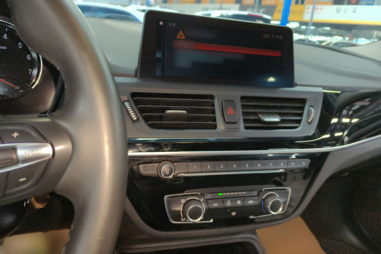 宝马1系 2020款 120i M运动套装局部细节16