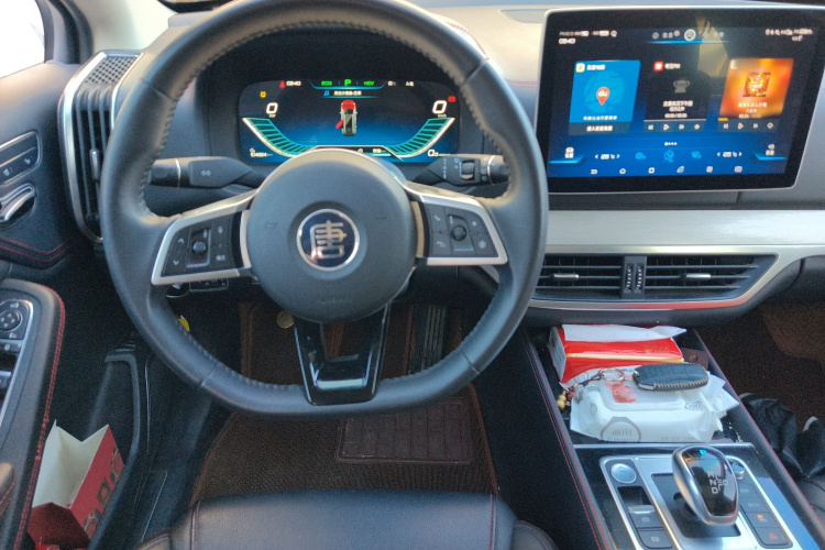 比亚迪 唐新能源 2019款 DM 2.0T 全时四驱智联创享型 7座 国VI中控内饰13