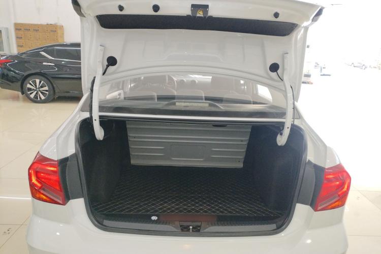 大众 捷达 2017款 1.5L 自动时尚型局部细节23