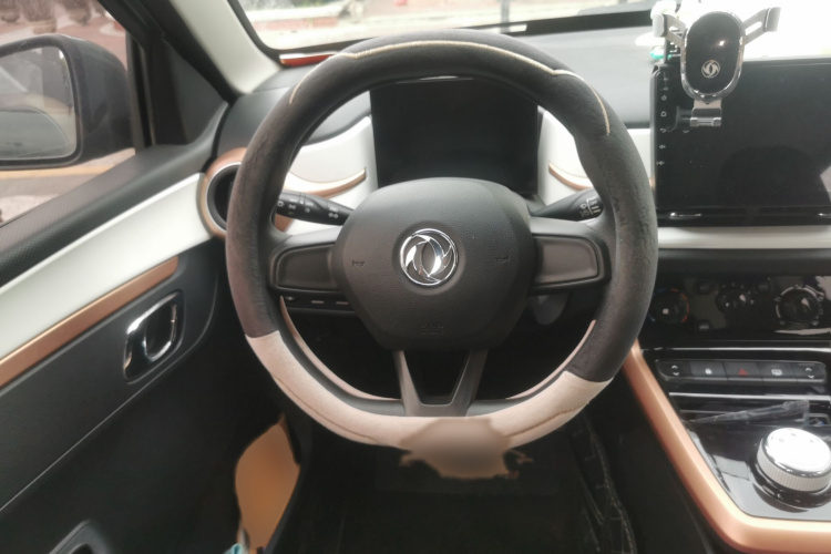 东风纳米EX1 2023款 PRO 轻风版闪电型局部细节13