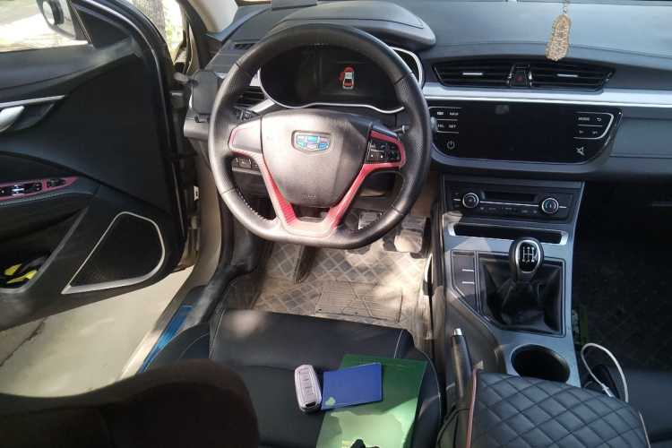 吉利汽车 帝豪 2018款 1.5L 手动向上互联版中控内饰13