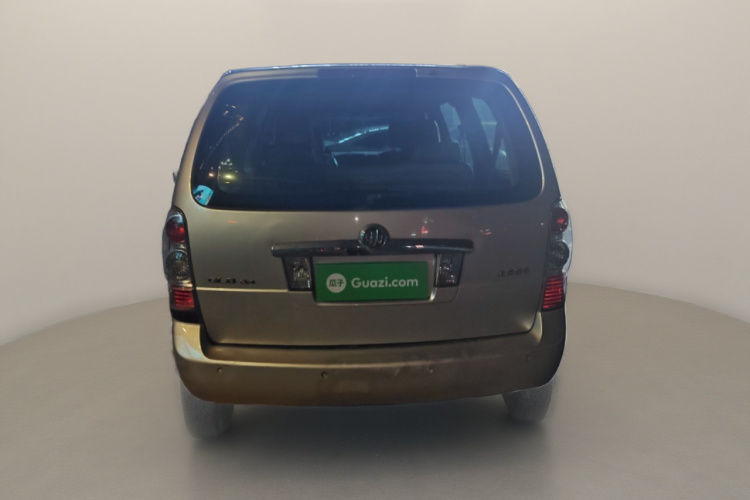 别克GL8 2013款 2.4L 行政版车身外观6