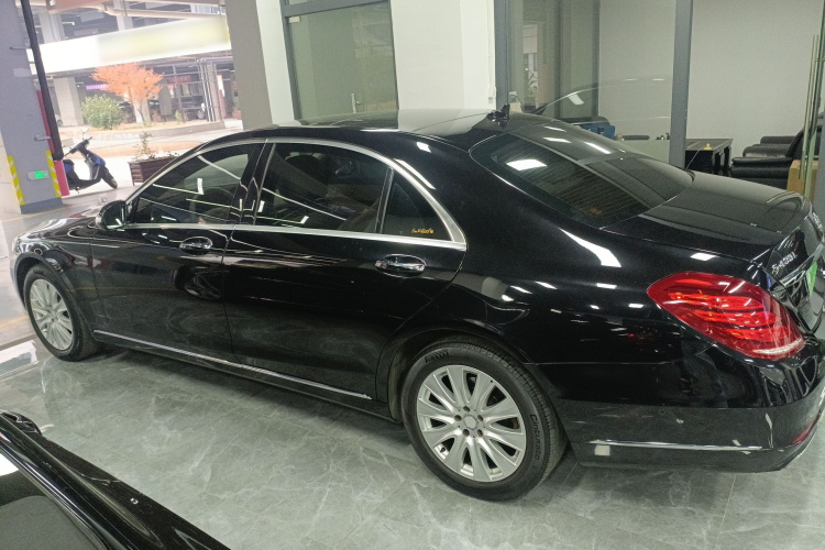 奔驰S级 2016款 S 320 L 商务型车身外观6003