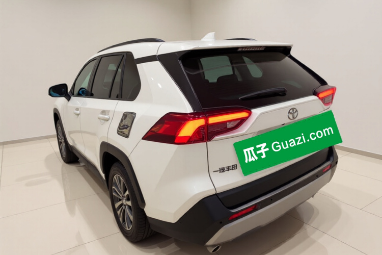 丰田 RAV4荣放 2023款 2.0L CVT两驱风尚Plus版车身外观5