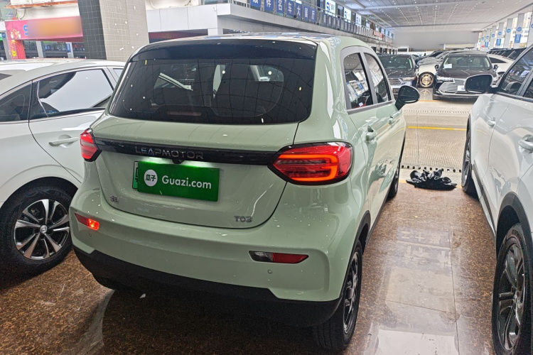 零跑汽车 零跑T03 2025款 310舒享版车身外观7