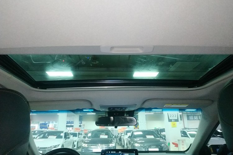 丰田 凯美瑞 2021款 2.0G 豪华版局部细节22