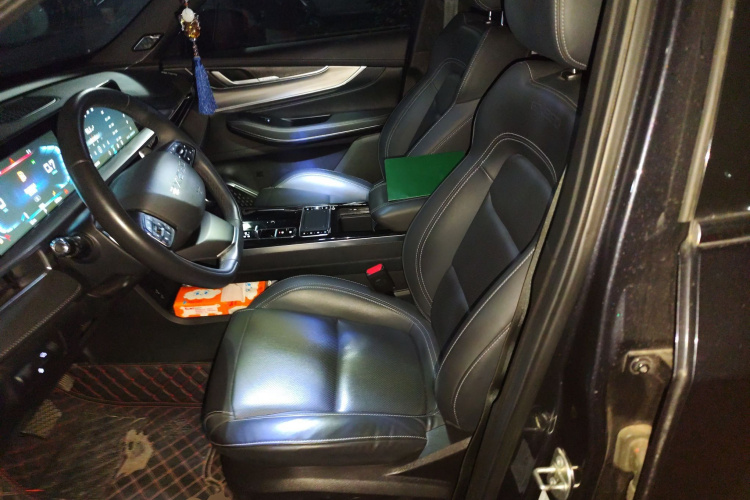 星途追风 2022款 凡尔赛版 1.6T DCT乘风起版中控内饰19