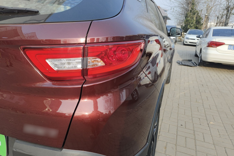 东南DX7 2017款 1.5T 自动荣耀版车身外观6006