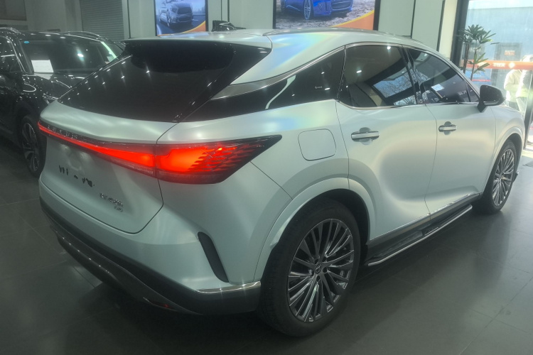 雷克萨斯RX新能源 2023款 450h+ 四驱畅享版车身外观7