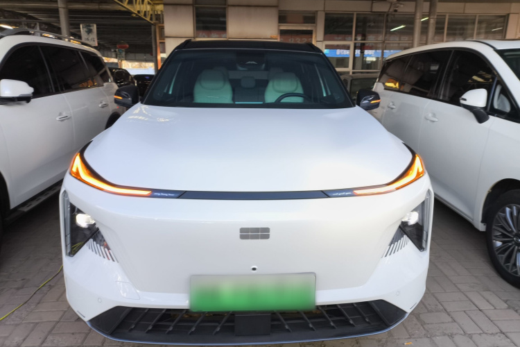 吉利银河 银河L7 2023款 1.5T 115km 星舰车身外观2