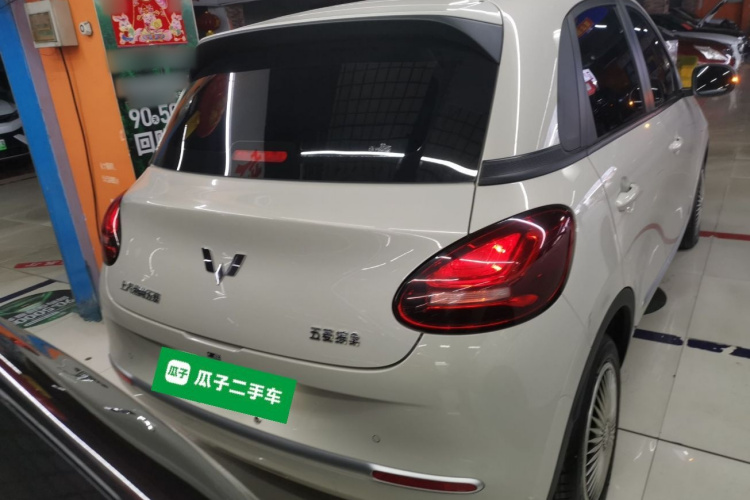 五菱汽车 五菱缤果 2023款 203km 轻享款车身外观6004