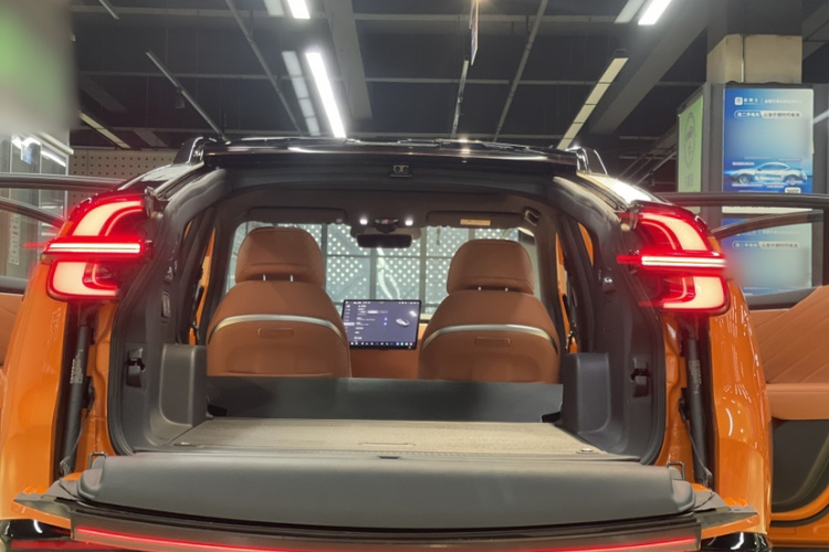 长安启源E07 2025款 增程 四驱 39kWh Max智驾版车身外观6014