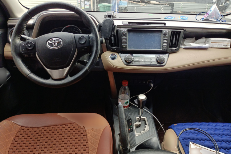 丰田 RAV4荣放 2013款 2.0L CVT四驱新锐版中控内饰12
