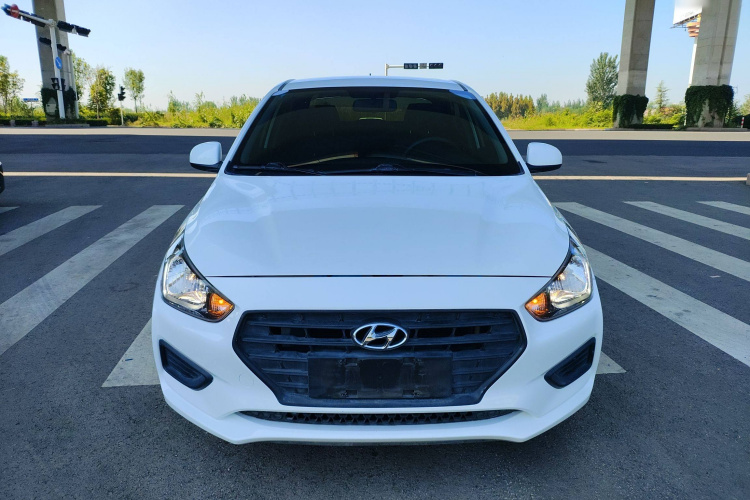 现代 瑞纳 2020款 1.4L 手动GL焕新版车身外观6001