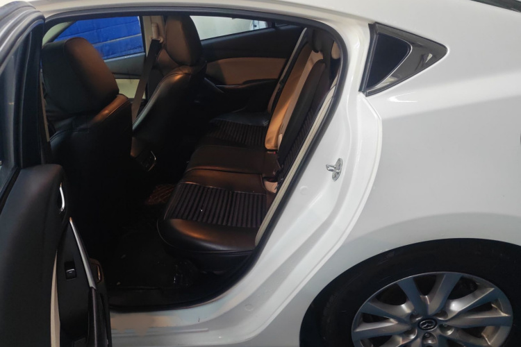 马自达 阿特兹 2017款 2.0L 蓝天时尚版中控内饰7001