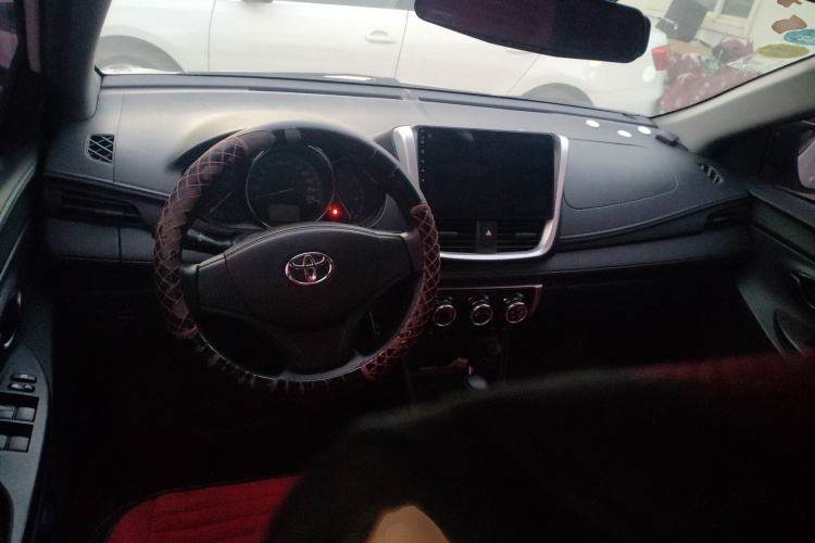 丰田 YARiS L 致炫 2016款 改款 1.5E CVT魅动版中控内饰13