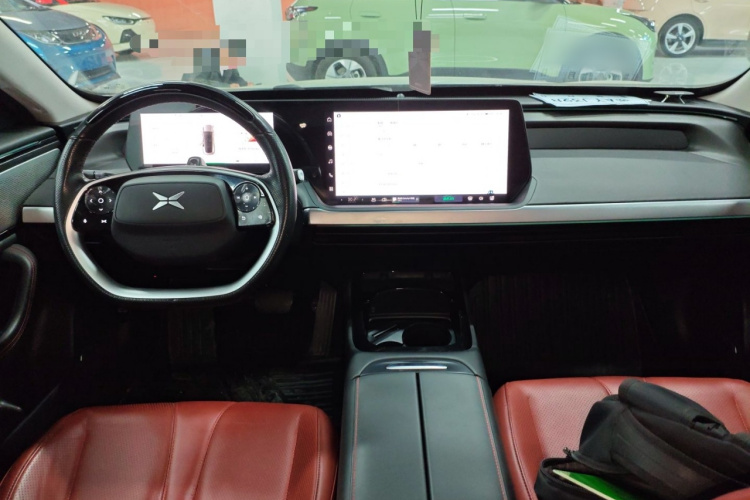 小鹏P7 2020款 586N中控内饰7002