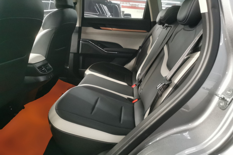 哈弗H6 2021款 第三代 1.5T 自动两驱Supreme中控内饰7004