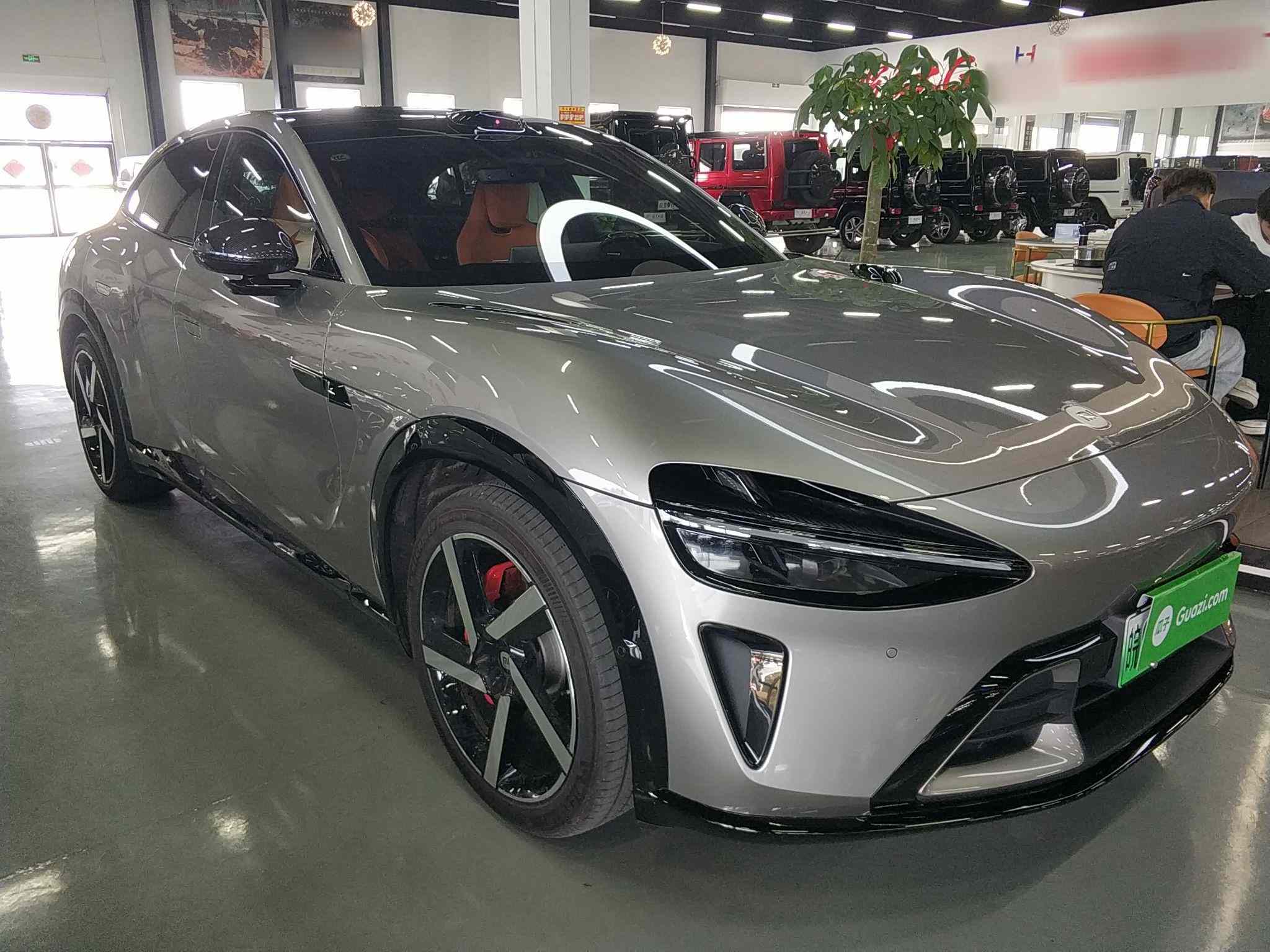 小米汽车 小米YU7 2025款 超长续航高性能四驱Max版(5)