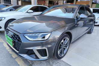 奥迪A4L 2022款 40 TFSI 时尚动感型