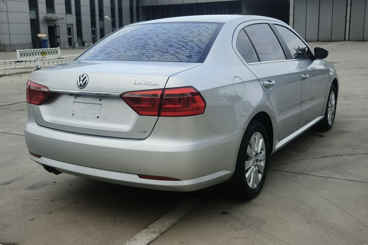 大众 朗逸 2013款 改款 1.4TSI DSG舒适版车身外观6004