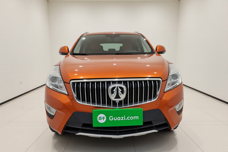 北汽威旺S50 2016款 1.5T 手动欢动舒适型车身外观2