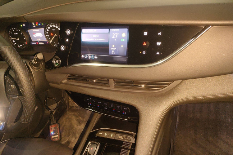 别克 昂科旗 2022款 652T 四驱尊享旗舰型 6座局部细节16