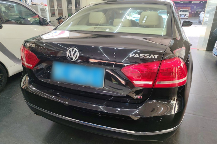 大众 帕萨特 2014款 1.8TSI DSG尊荣导航版车身外观6002