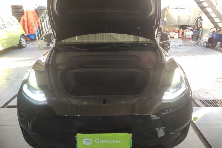 特斯拉 Model Y 2022款 长续航全轮驱动版机舱底盘24