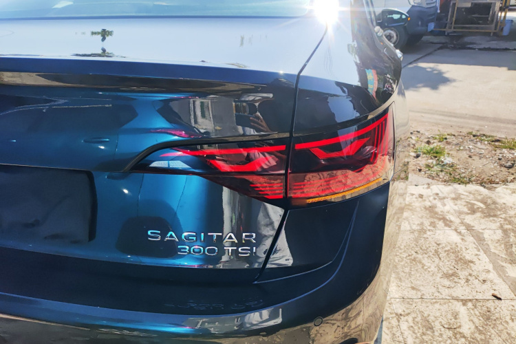 大众 速腾 2023款 300TSI DSG超越版车身外观6001