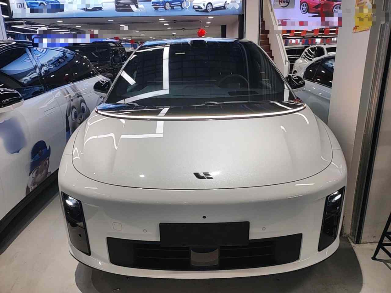 理想汽车 理想i6 2025款 两驱标准版(1)