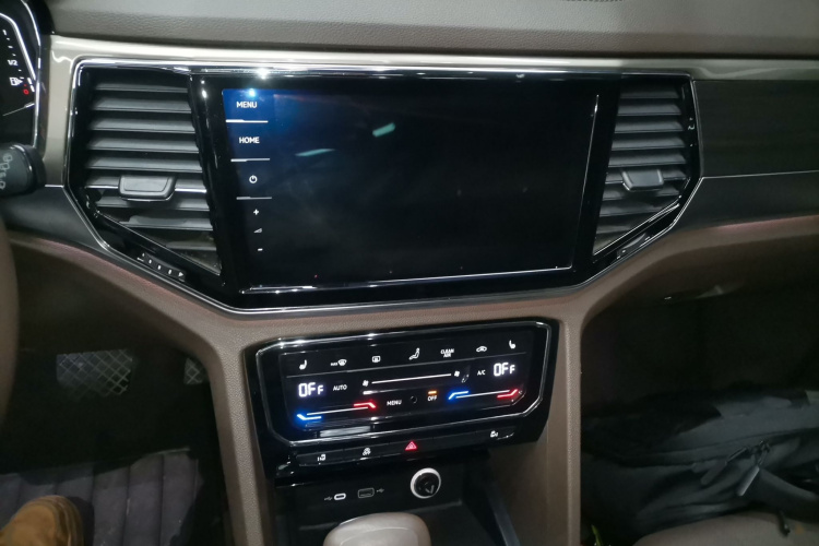 大众 威然 2020款 330TSI 豪华版局部细节16