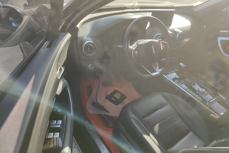 魏牌 VV7 2017款 2.0T 超豪型中控内饰20