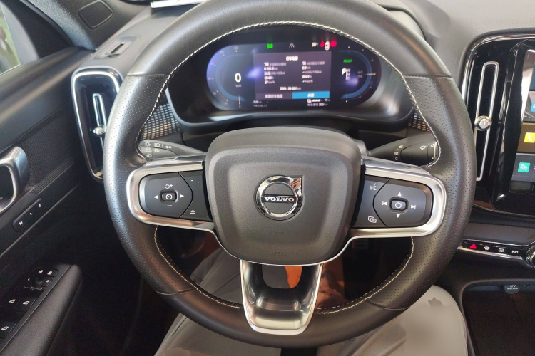 沃尔沃XC40新能源 2021款 P8 纯电 四驱智雅运动版局部细节13