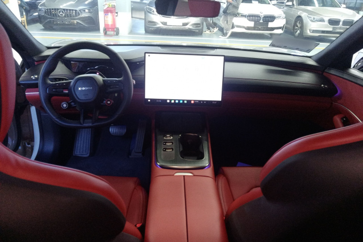 小米汽车 小米SU7 2024款 后驱长续航智驾版中控内饰7002