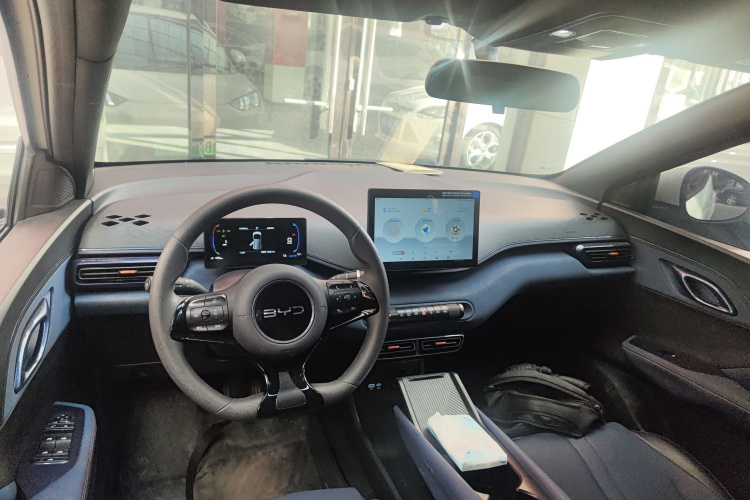 比亚迪 海鸥 2025款 305km 活力版中控内饰12