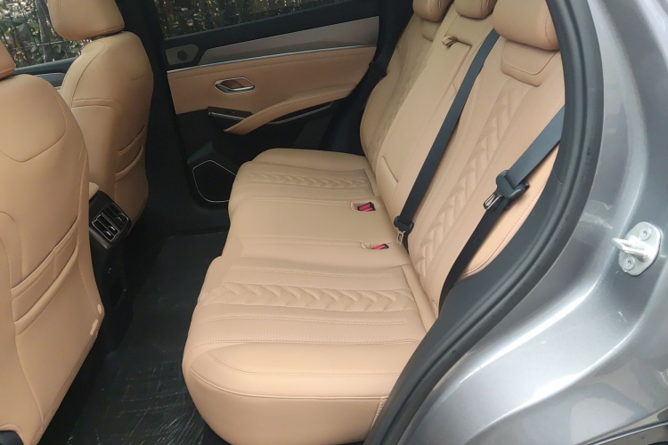 比亚迪 宋L DM-i 2024款 112km 超越型中控内饰21