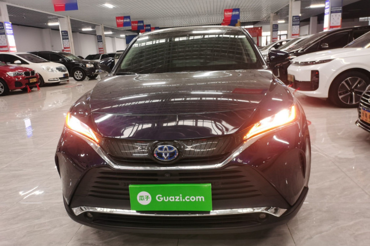 丰田 凌放HARRIER 2022款 双擎 2.5L CVT四驱尊享版车身外观2