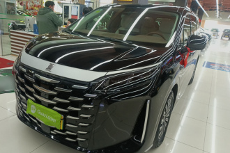 比亚迪 夏 2025款 DM-i 1.5T 180km 超越型