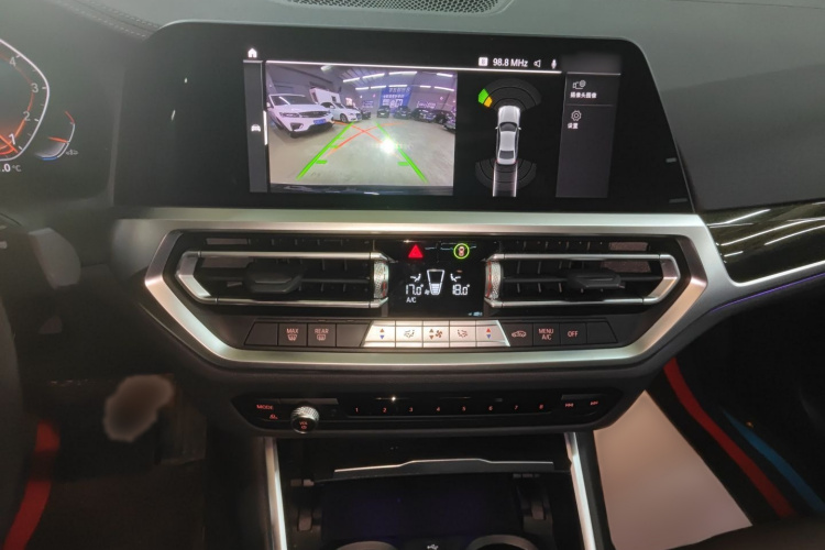 宝马3系 2022款 325Li M运动套装局部细节16