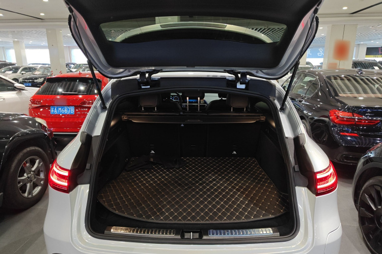 奔驰EQC 2022款 改款 EQC 350 4MATIC局部细节23