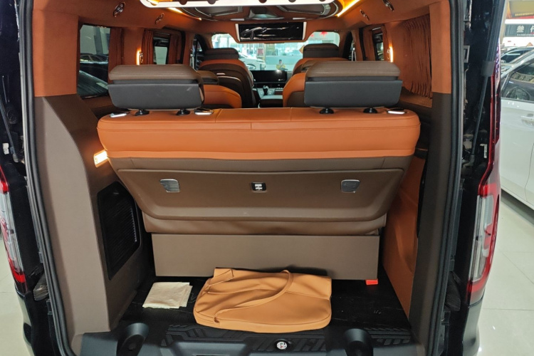 钧天黑武士Youth 2023款 2.0T 汽油标配版局部细节23