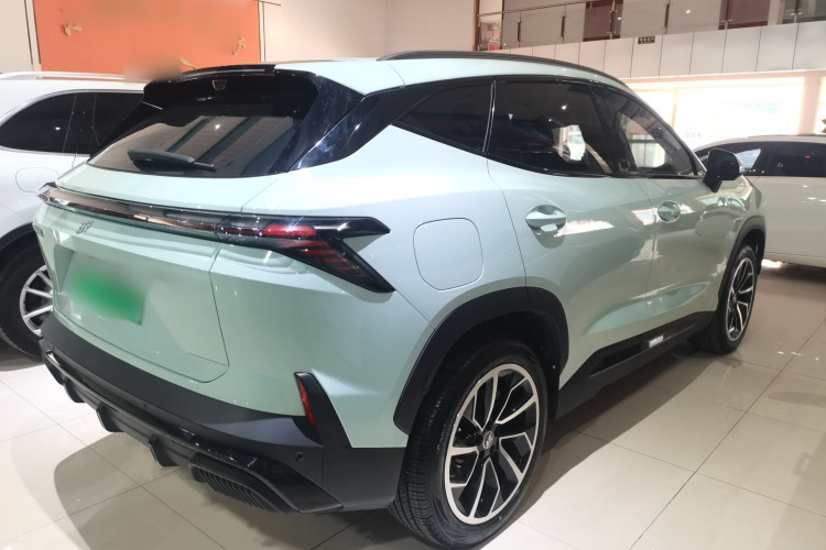 捷途山海L6 2024款 1.5TD DHT ULTRA车身外观6005