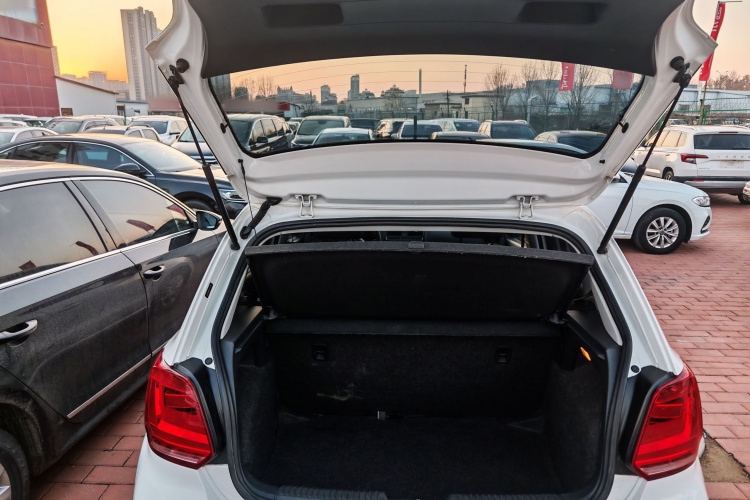 大众 Polo 2016款 1.4L 自动风尚型车身外观6006