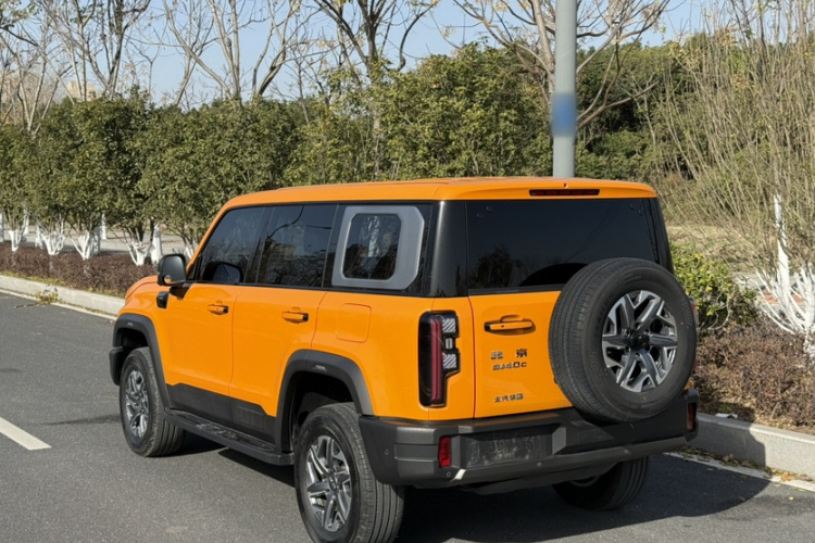 北京越野 北京BJ40 2024款 2.0T 全新城市猎人版 侠客型车身外观6006