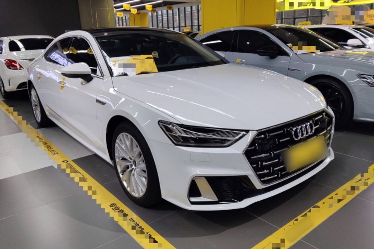 奥迪A7L 2022款 45 TFSI S-line 筑梦新生版车身外观3