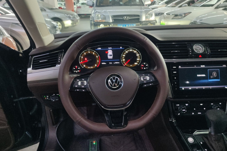 大众 辉昂 2021款 380TSI 豪华版中控内饰13