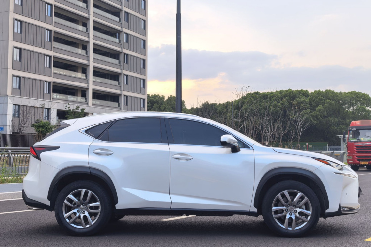 雷克萨斯NX 2015款 200t 全驱 锋尚版车身外观6007
